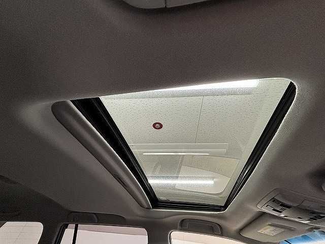 TOYOTA LANDCRUISER PRADO 2018 Image 31