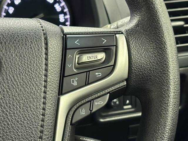 TOYOTA LANDCRUISER PRADO 2018 Image 31