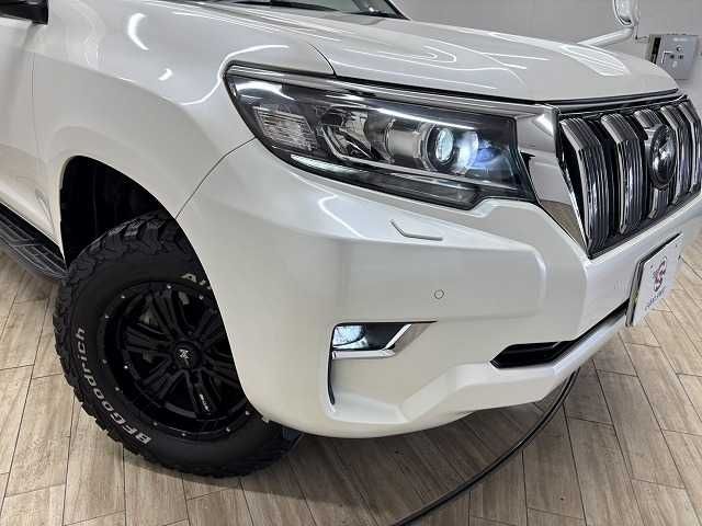 TOYOTA LANDCRUISER PRADO 2018 Image 31