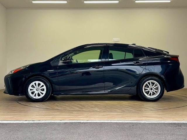 TOYOTA PRIUS 2019 Image 31