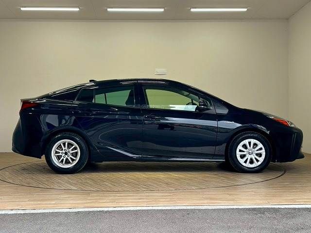 TOYOTA PRIUS 2019 Image 31
