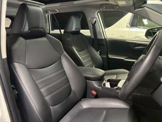 TOYOTA RAV4 HYBRID 4WD 2020 Image 31