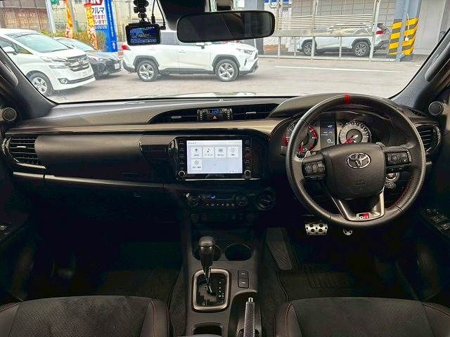 TOYOTA HILUX 4WD 2023 Image 31