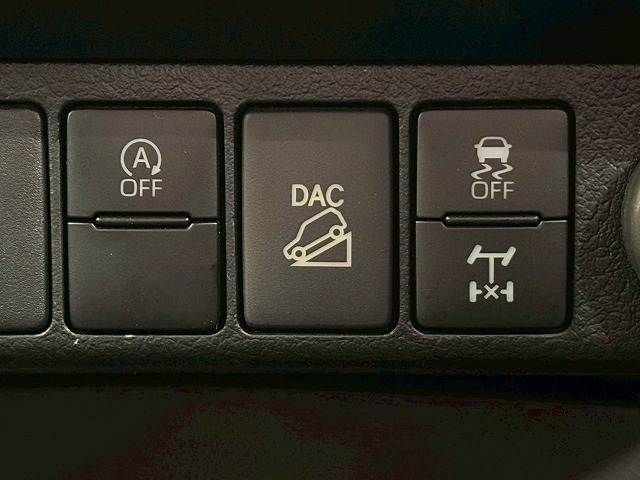 TOYOTA HILUX 4WD 2023 Image 31