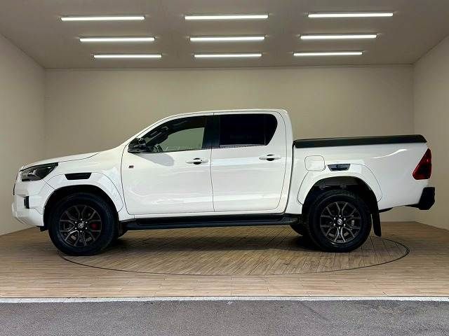 TOYOTA HILUX 4WD 2023 Image 31