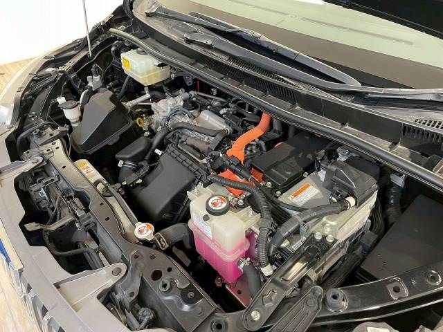 TOYOTA ESQUIRE HYBRID 2017 Image 31