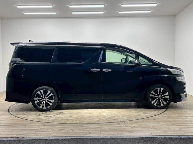 TOYOTA VELLFIRE 2018 Image 31
