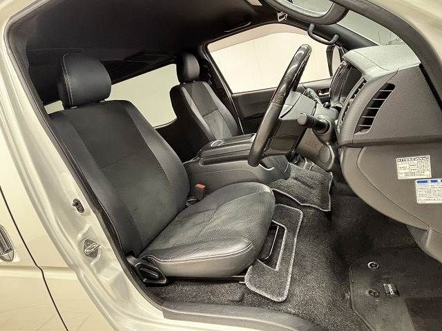 TOYOTA HIACE VAN 2WD 2023 Image 31