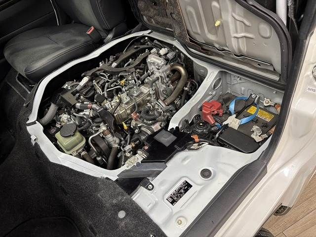 TOYOTA HIACE VAN 2WD 2023 Image 31