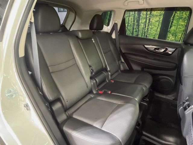 NISSAN X-TRAIL 2WD 2018 Image 31