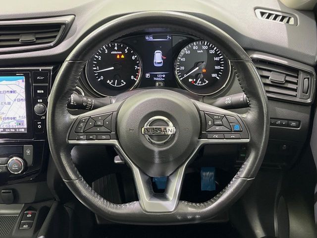 NISSAN X-TRAIL 2WD 2018 Image 31