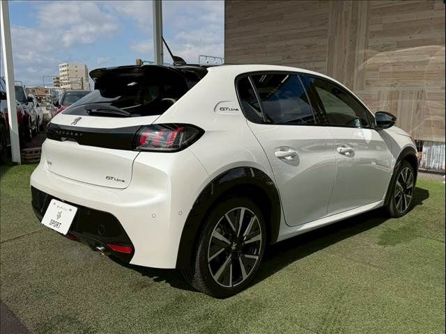 PEUGEOT 208 2020 Image 31