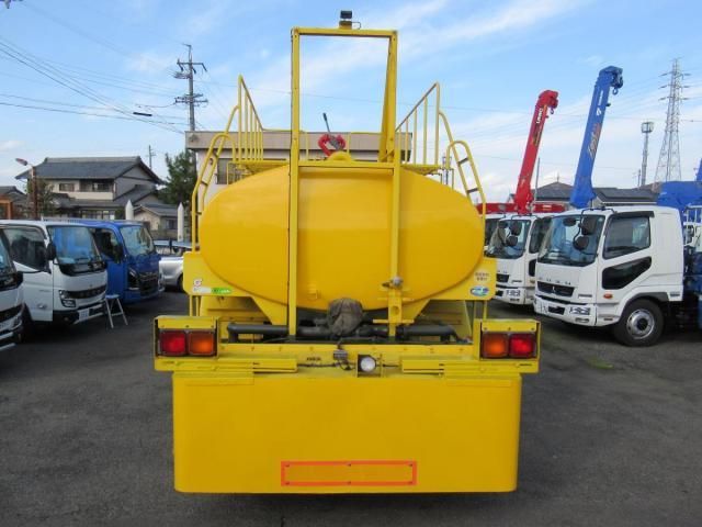 NISSAN DIESEL QUON 2010 Image 31