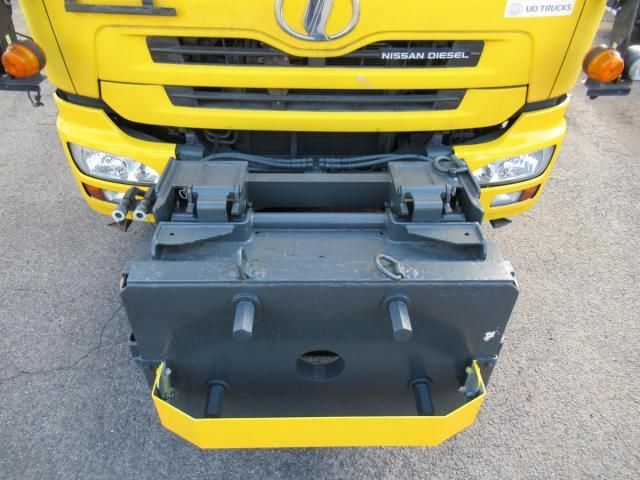 NISSAN DIESEL QUON 2010 Image 31