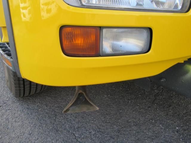 NISSAN DIESEL QUON 2010 Image 31