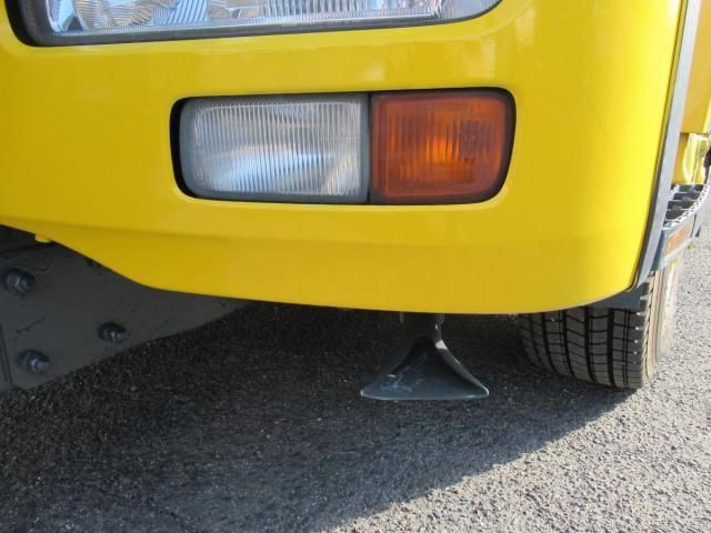 NISSAN DIESEL QUON 2010 Image 31