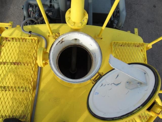 NISSAN DIESEL QUON 2010 Image 31