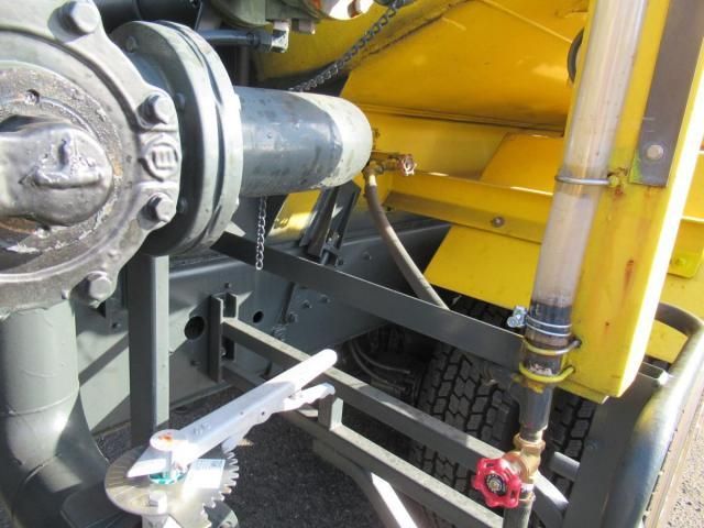 NISSAN DIESEL QUON 2010 Image 31