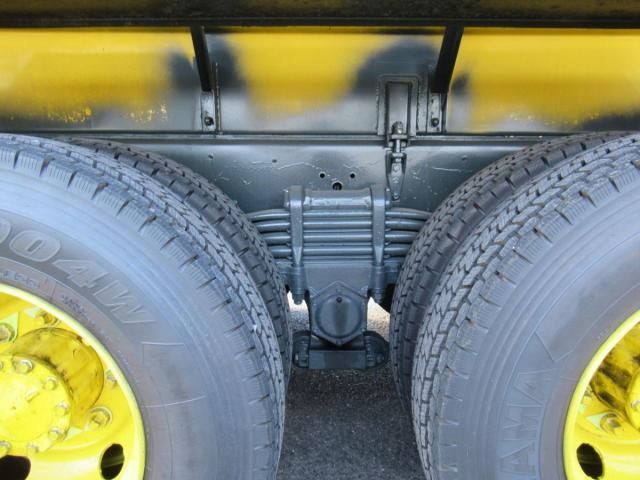 NISSAN DIESEL QUON 2010 Image 31