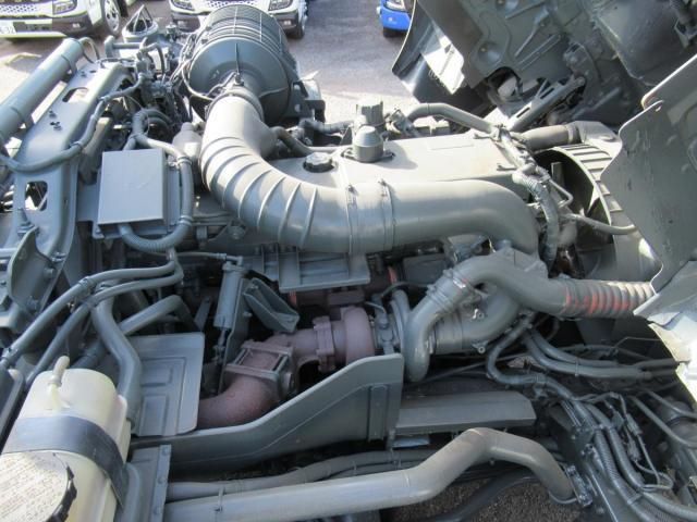 NISSAN DIESEL QUON 2010 Image 31