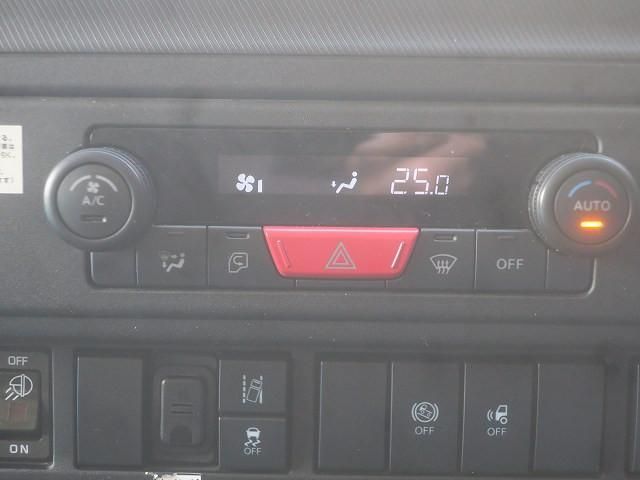 ISUZU FORWARD 2024 Image 31