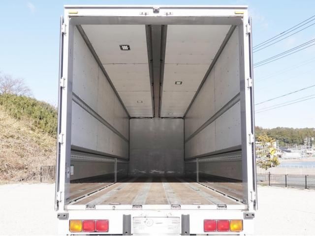 NISSAN DIESEL QUON 2015 Image 31