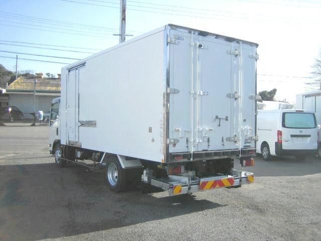 ISUZU ELF 2016 Image 31