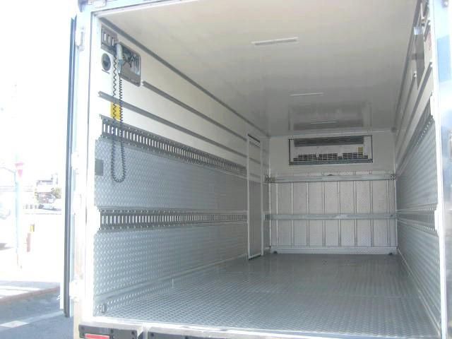 ISUZU ELF 2016 Image 31