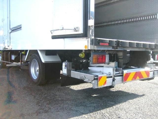 ISUZU ELF 2016 Image 31