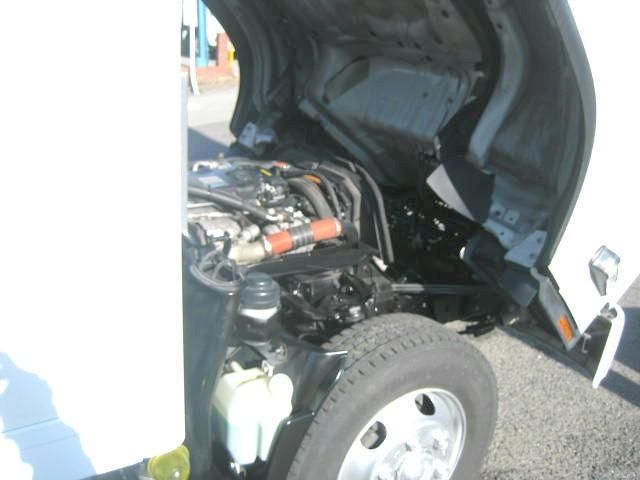 ISUZU ELF 2016 Image 31