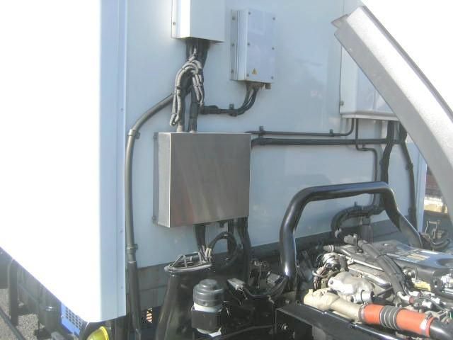 ISUZU ELF 2016 Image 31