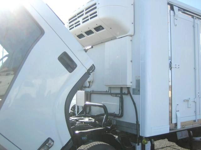 ISUZU ELF 2016 Image 31