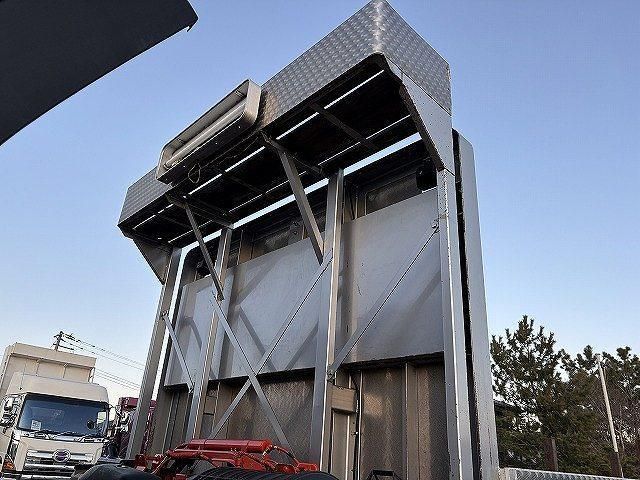 NISSAN DIESEL QUON 2016 Image 31