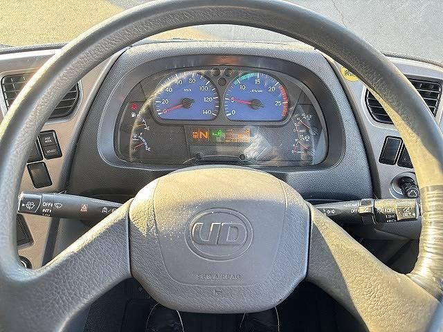 NISSAN DIESEL QUON 2016 Image 31