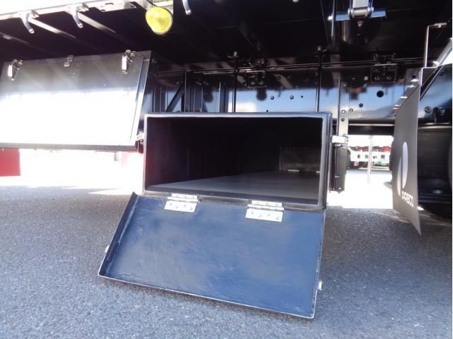 MITSUBISHI FUSOU SUPER GREAT 2025 Image 31