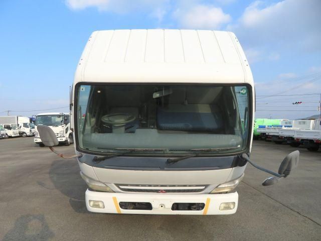 MITSUBISHI CANTER 2004 Image 31