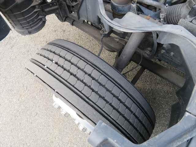 MITSUBISHI CANTER 2004 Image 31