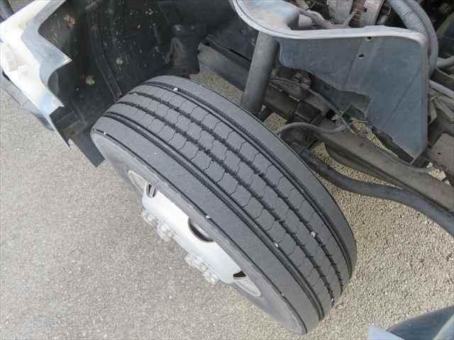 MITSUBISHI CANTER 2004 Image 31