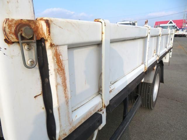 MITSUBISHI CANTER 2004 Image 31