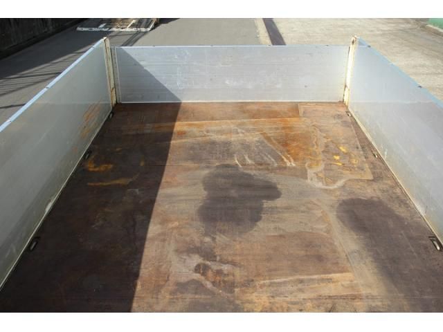 MITSUBISHI CANTER 2018 Image 31