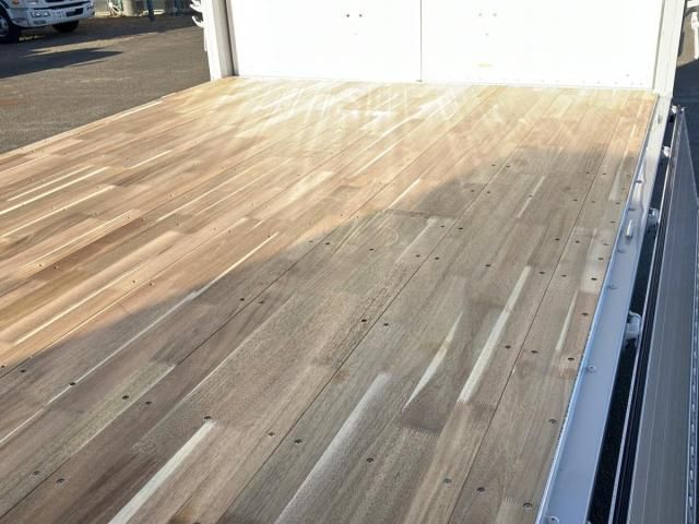 MITSUBISHI FUSOU FIGHTER 2025 Image 31