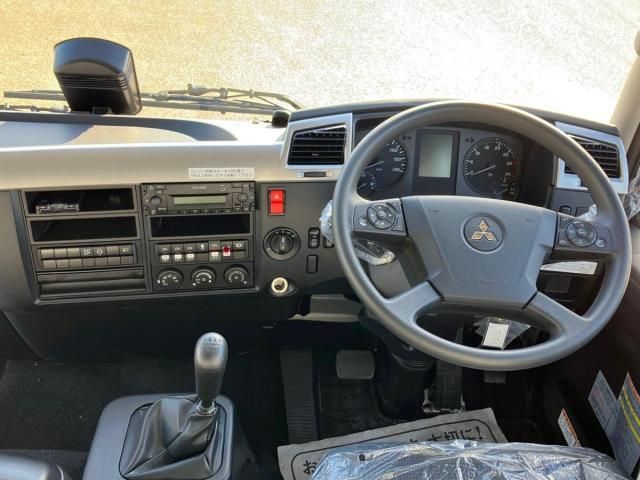 MITSUBISHI FUSOU FIGHTER 2025 Image 31