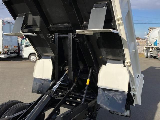 HINO DUTRO 2025 Image 31