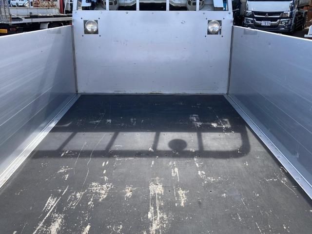 MITSUBISHI CANTER 2020 Image 31