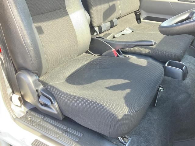 MITSUBISHI CANTER 2020 Image 31