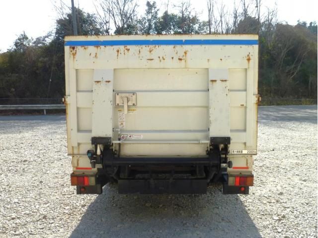 HINO DUTRO 2019 Image 31