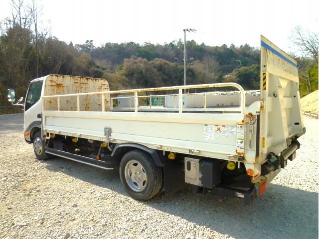 HINO DUTRO 2019 Image 31