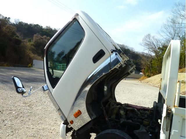 HINO DUTRO 2019 Image 31