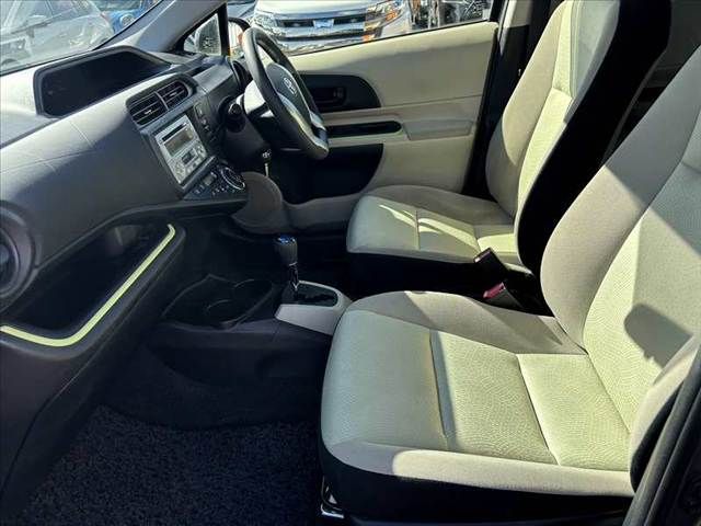 TOYOTA AQUA 2013 Image 31