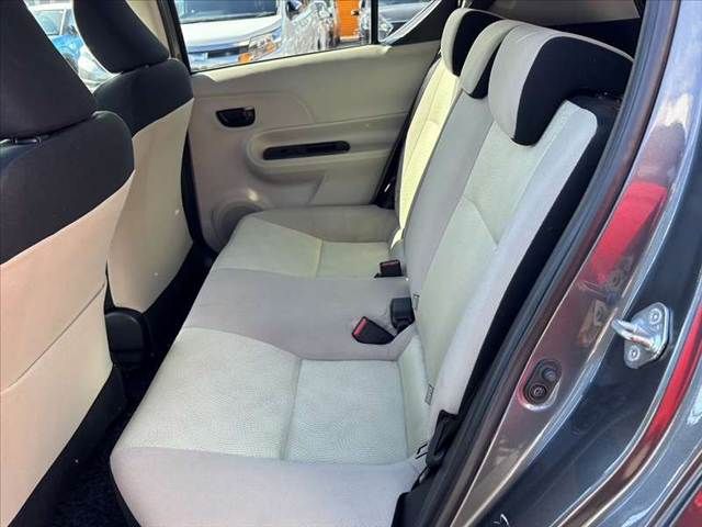 TOYOTA AQUA 2013 Image 31